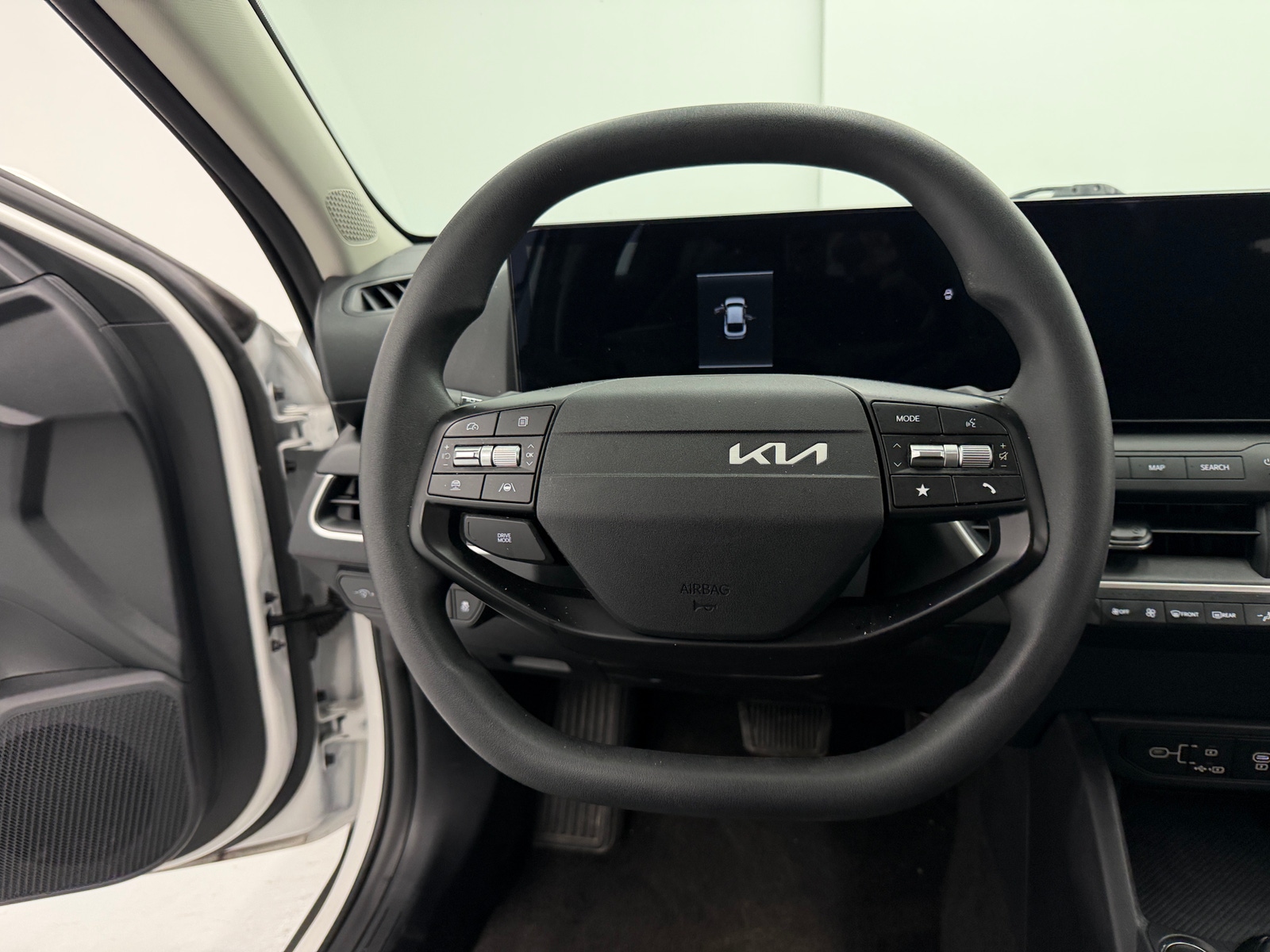 Thumbnail: 2025 Kia K4 - 5