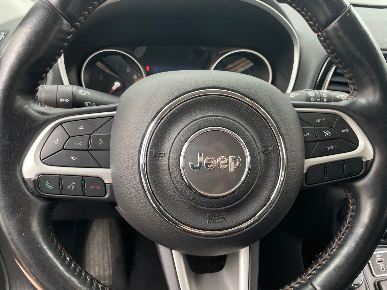 Thumbnail: 2020 Jeep Compass - 4