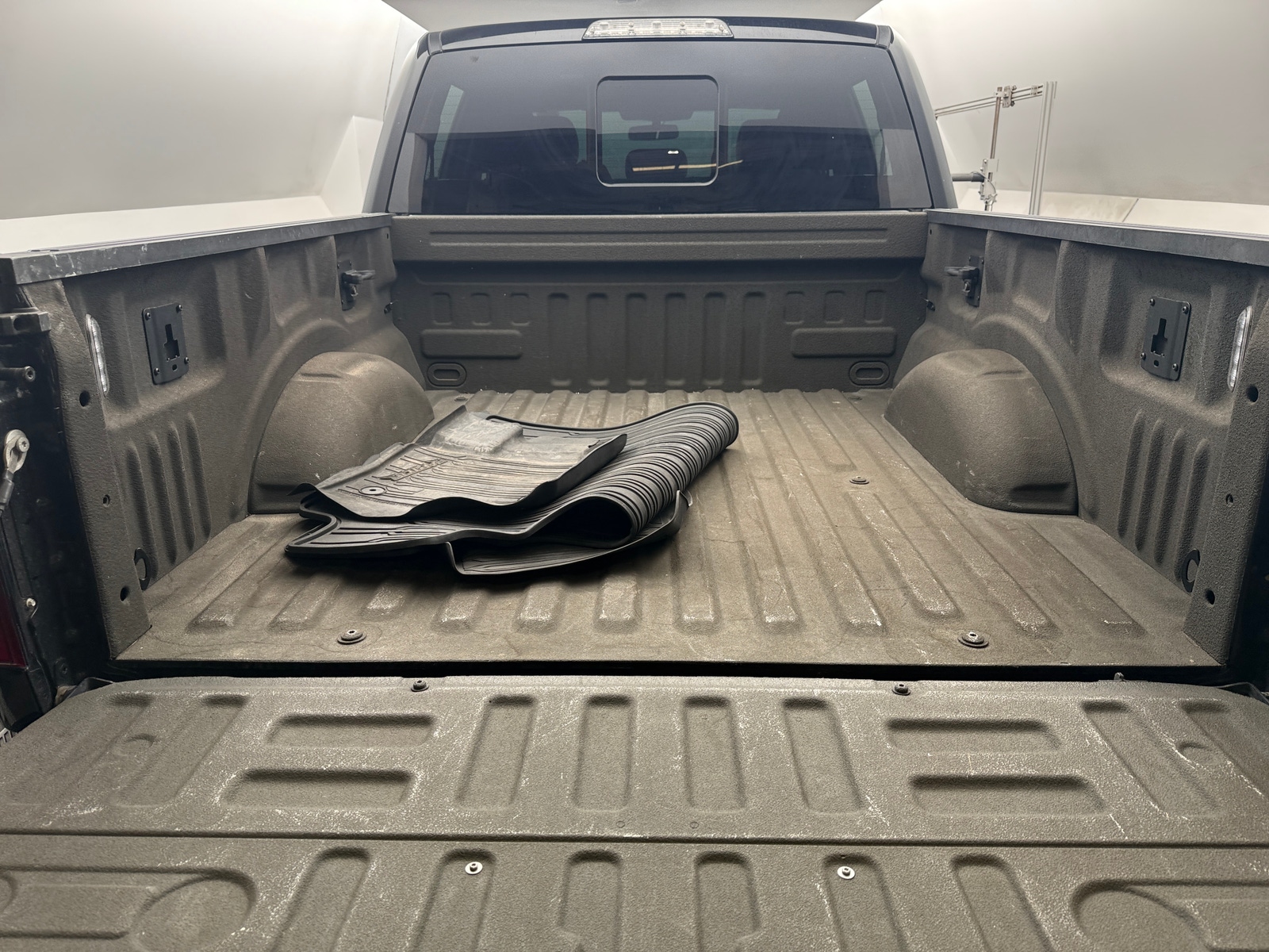 Thumbnail: 2019 Ford Econoline - 6