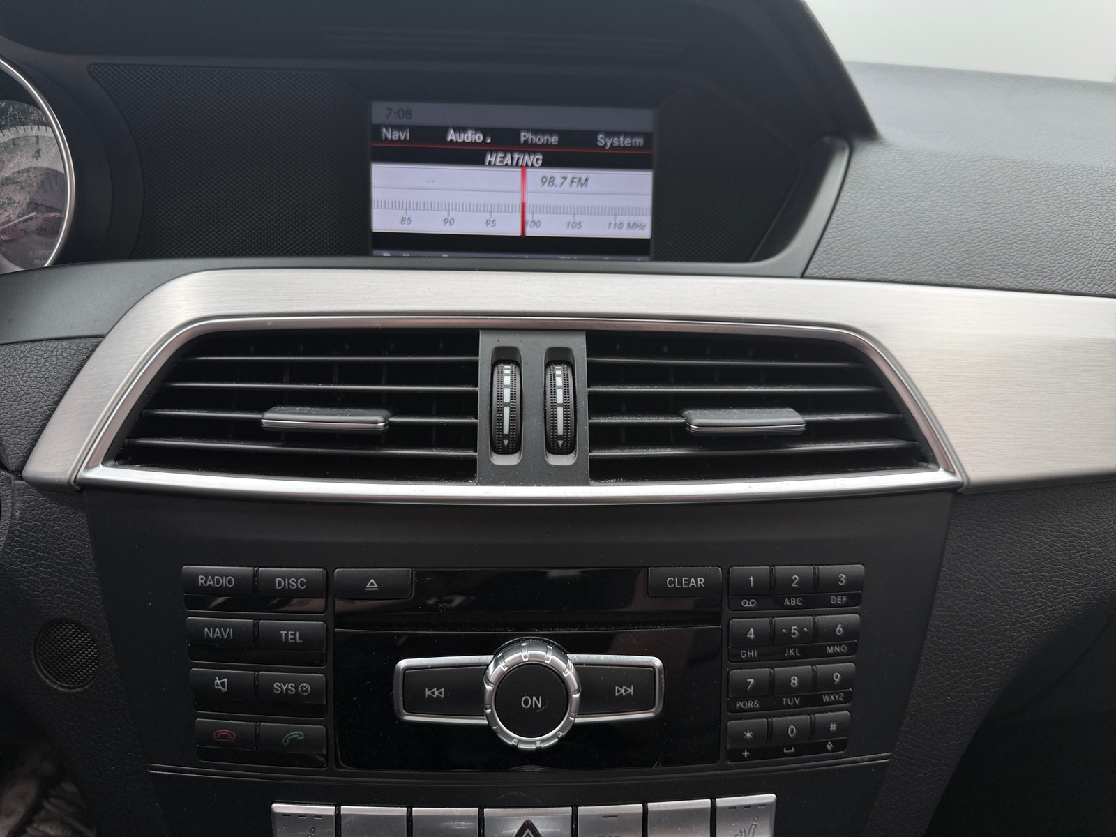 Thumbnail: 2014 Mercedes-Benz C-Class - 3