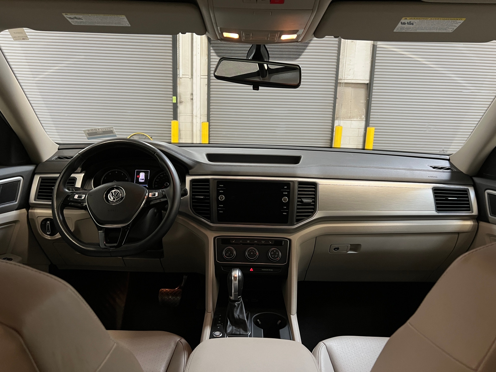 Thumbnail: 2018 Volkswagen Atlas - 2