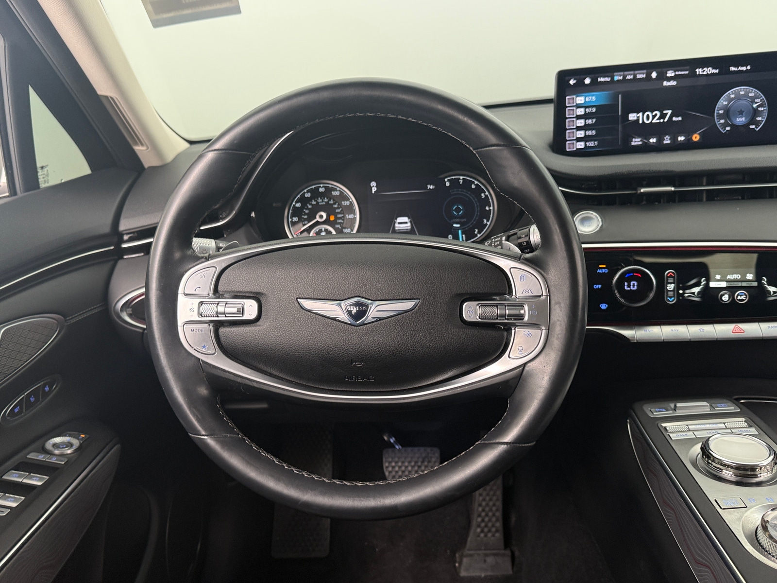Thumbnail: 2022 Genesis GV70 - 4
