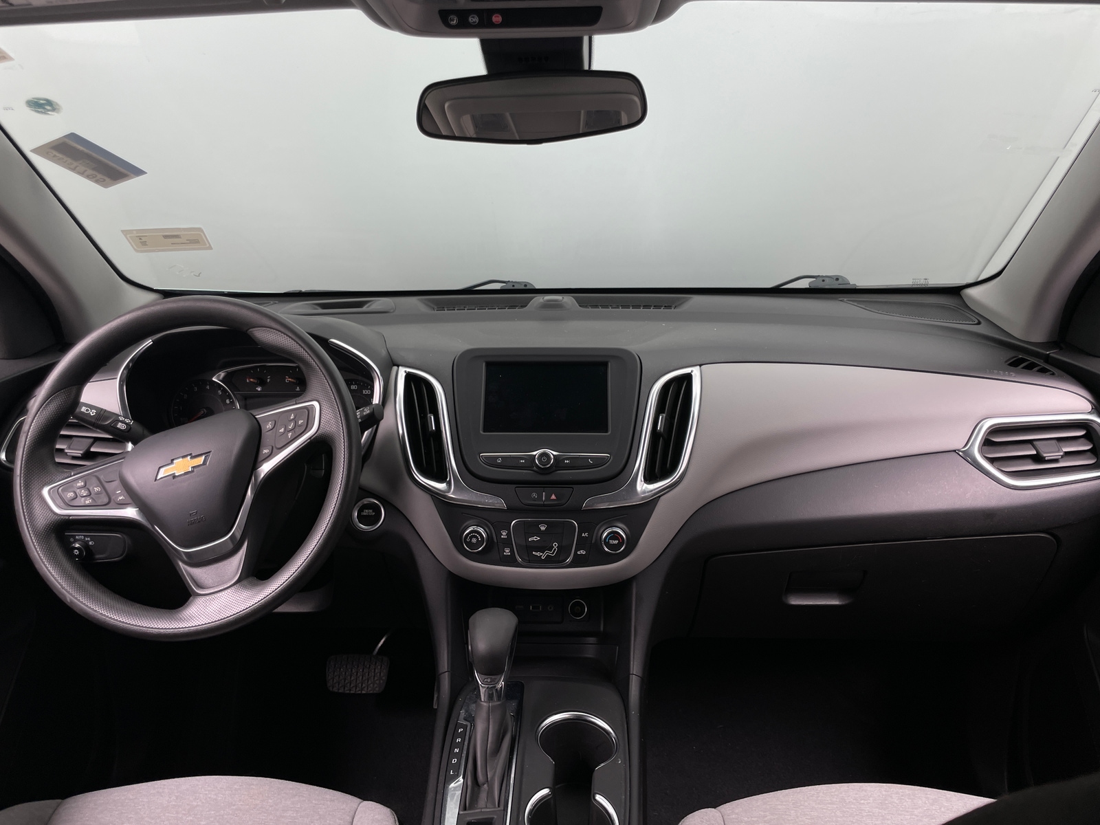 Thumbnail: 2022 Chevrolet Equinox - 3
