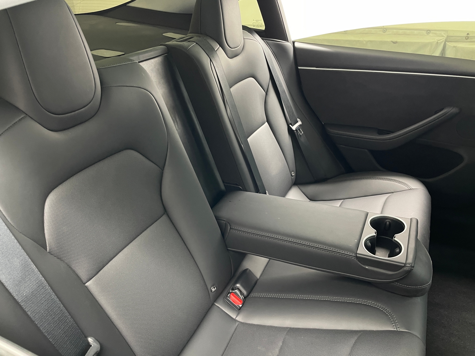 Thumbnail: 2024 Tesla Model 3 - 4