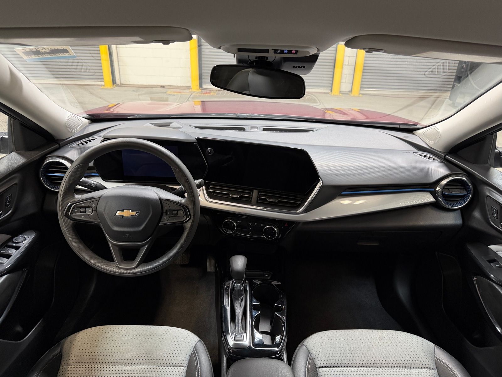 Thumbnail: 2025 Chevrolet Trax - 2