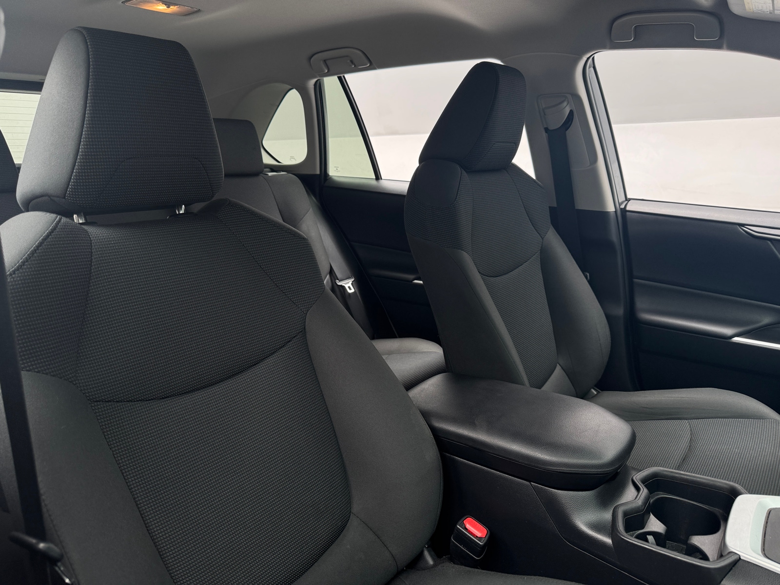 Thumbnail: 2021 Toyota RAV4 - 2