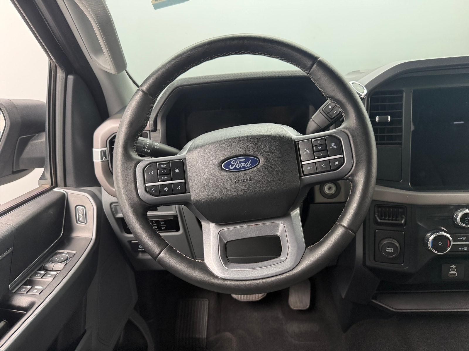 Thumbnail: 2025 Ford Econoline - 5