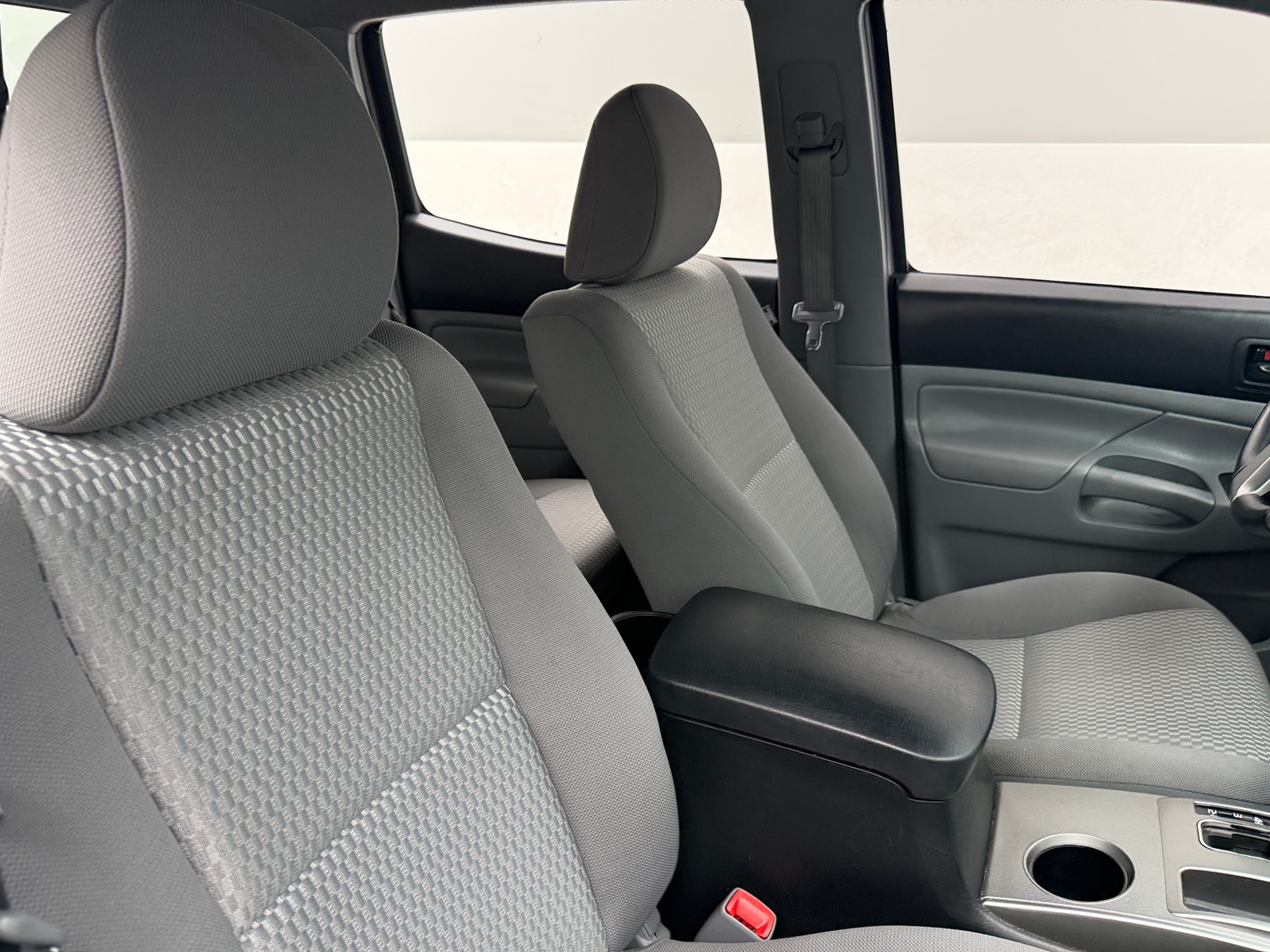 Thumbnail: 2015 Toyota Tacoma - 2