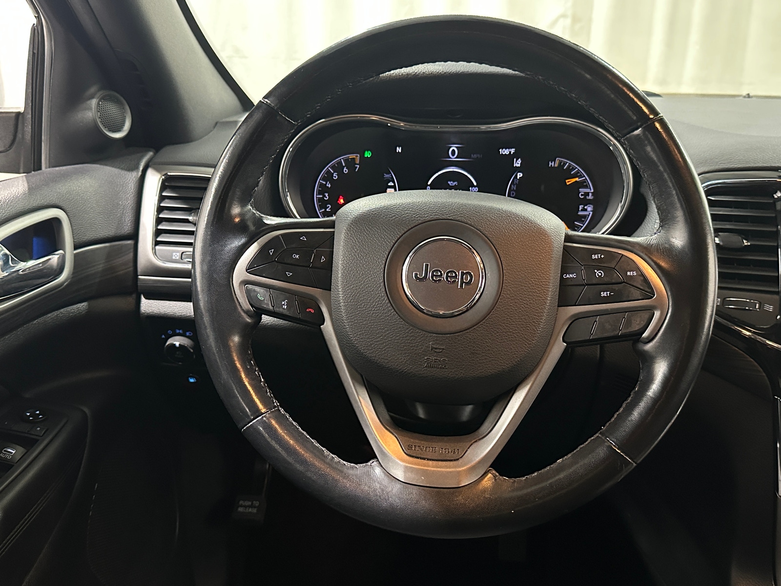 Thumbnail: 2021 Jeep Grand Cherokee - 4