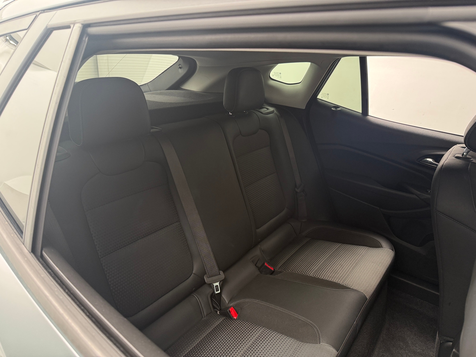 Thumbnail: 2025 Chevrolet Trax - 5
