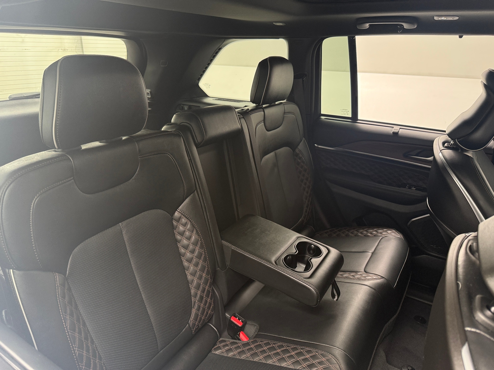 Thumbnail: 2023 Jeep Grand Cherokee - 5