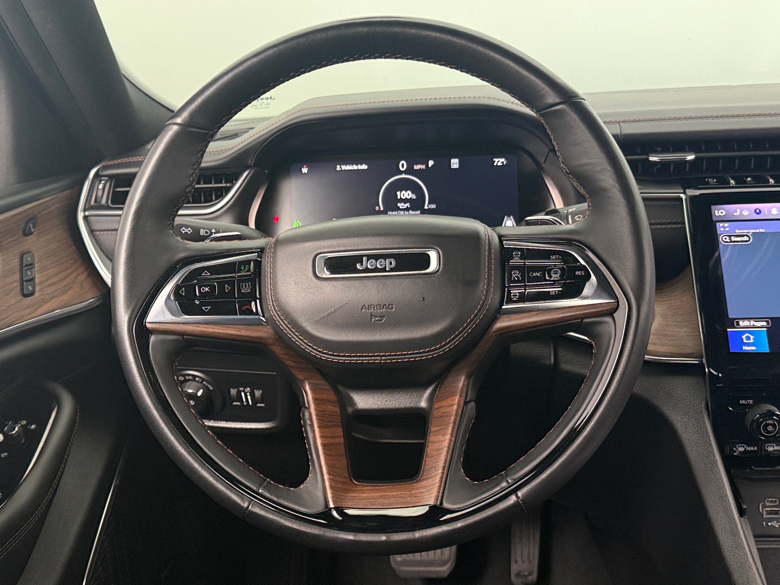 Thumbnail: 2023 Jeep Grand Cherokee - 4