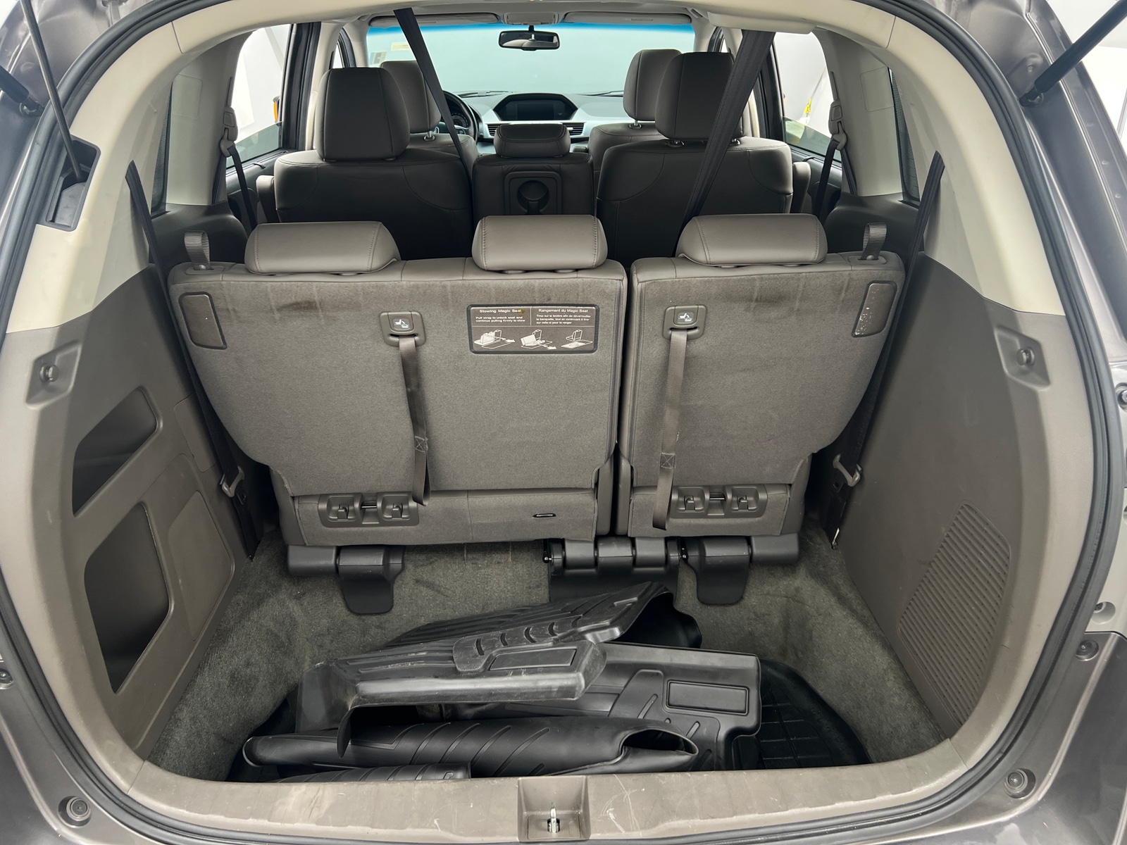 Thumbnail: 2012 Honda Odyssey - 6