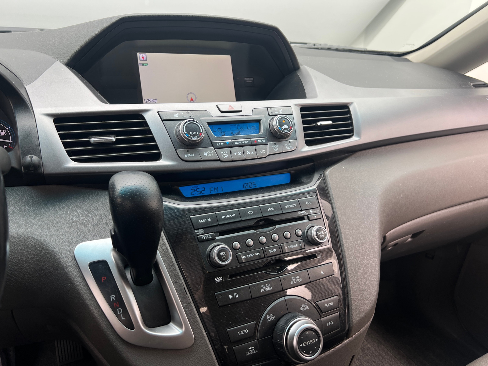 Thumbnail: 2012 Honda Odyssey - 3