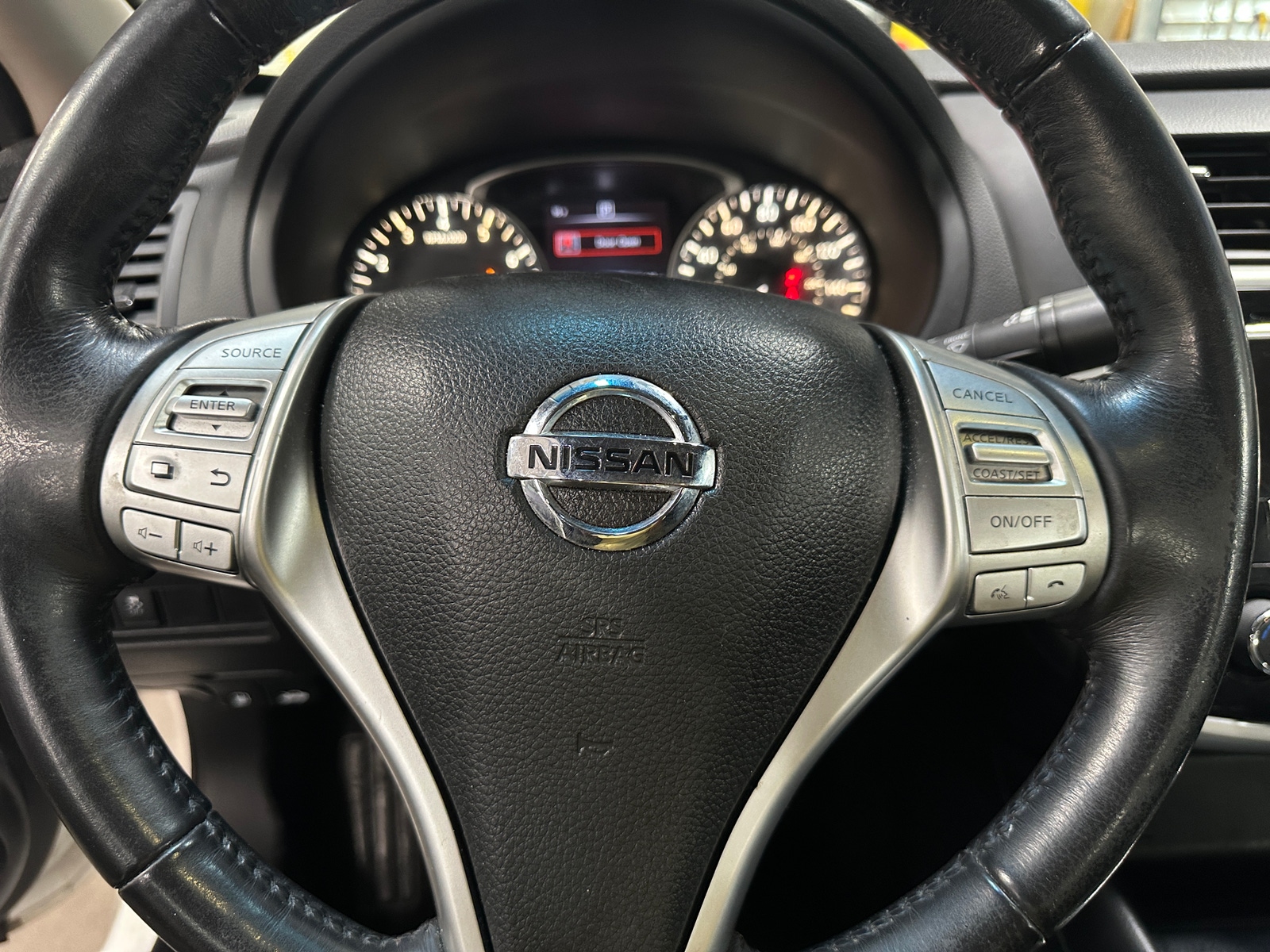 Thumbnail: 2018 Nissan Altima - 5
