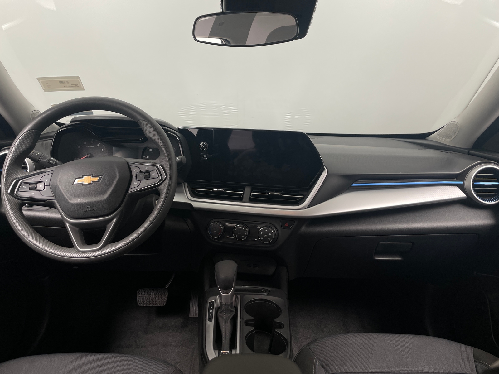 Thumbnail: 2026 Chevrolet Trax - 3