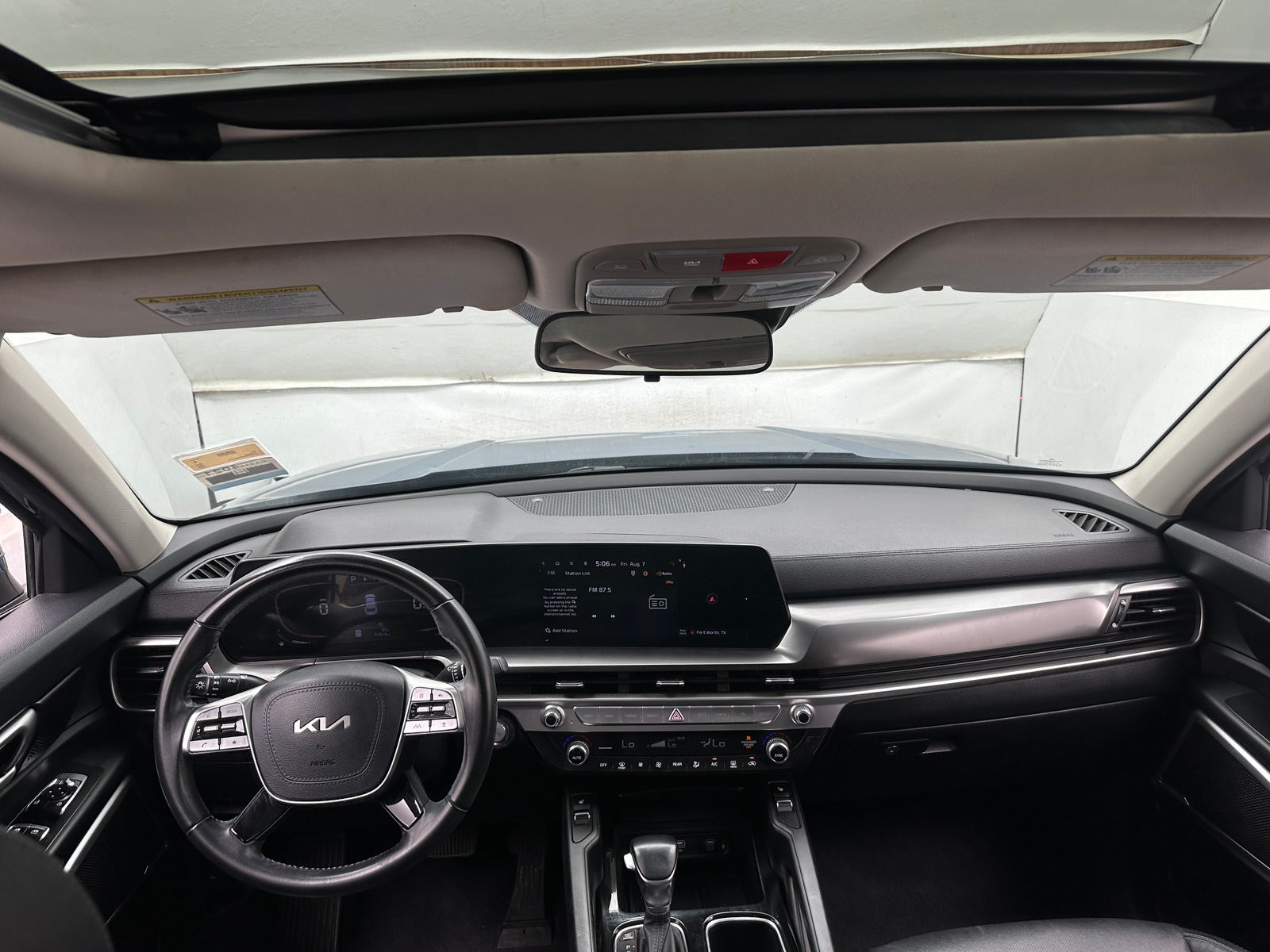 Thumbnail: 2023 Kia Telluride - 2