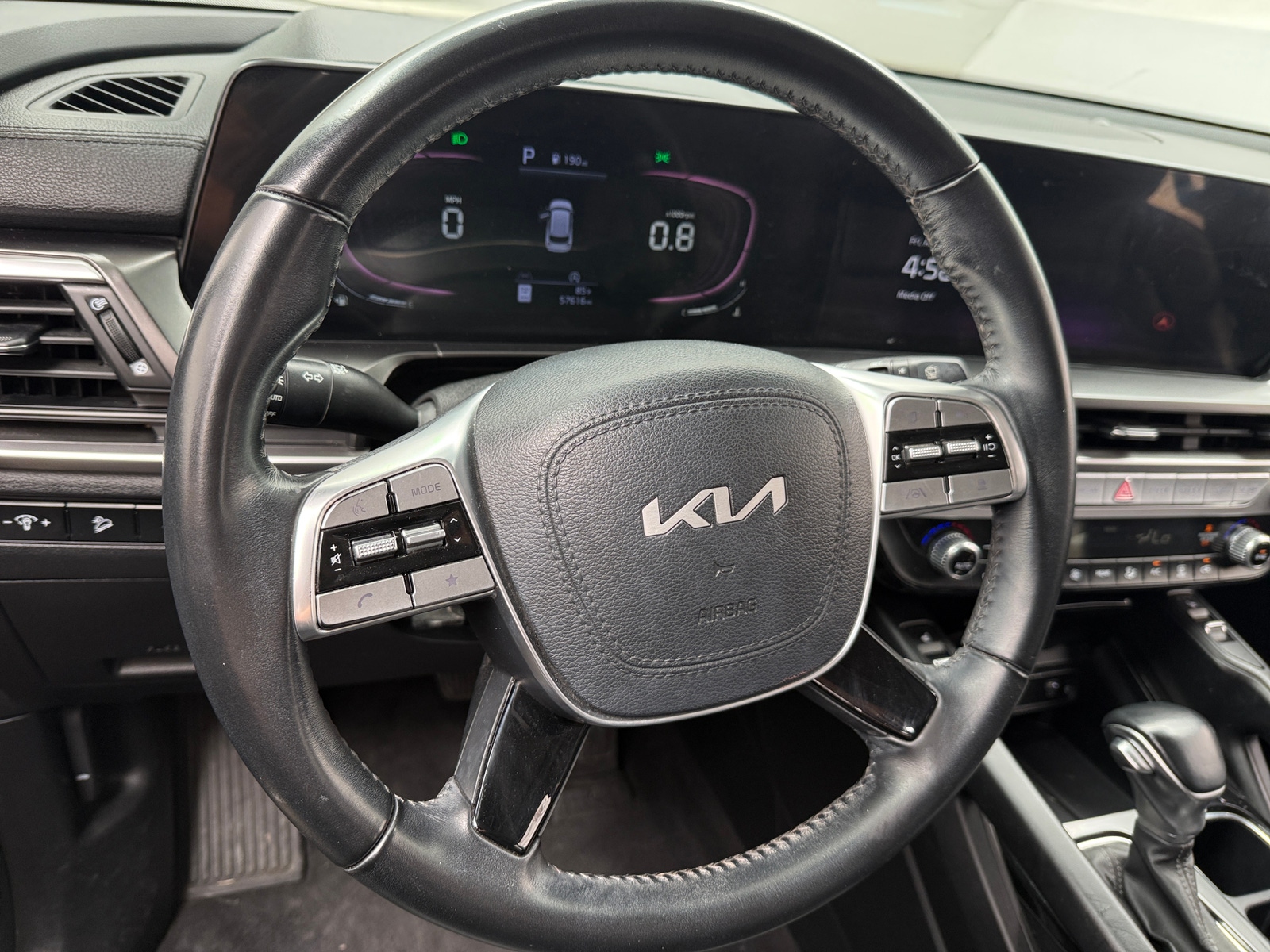 Thumbnail: 2023 Kia Telluride - 4
