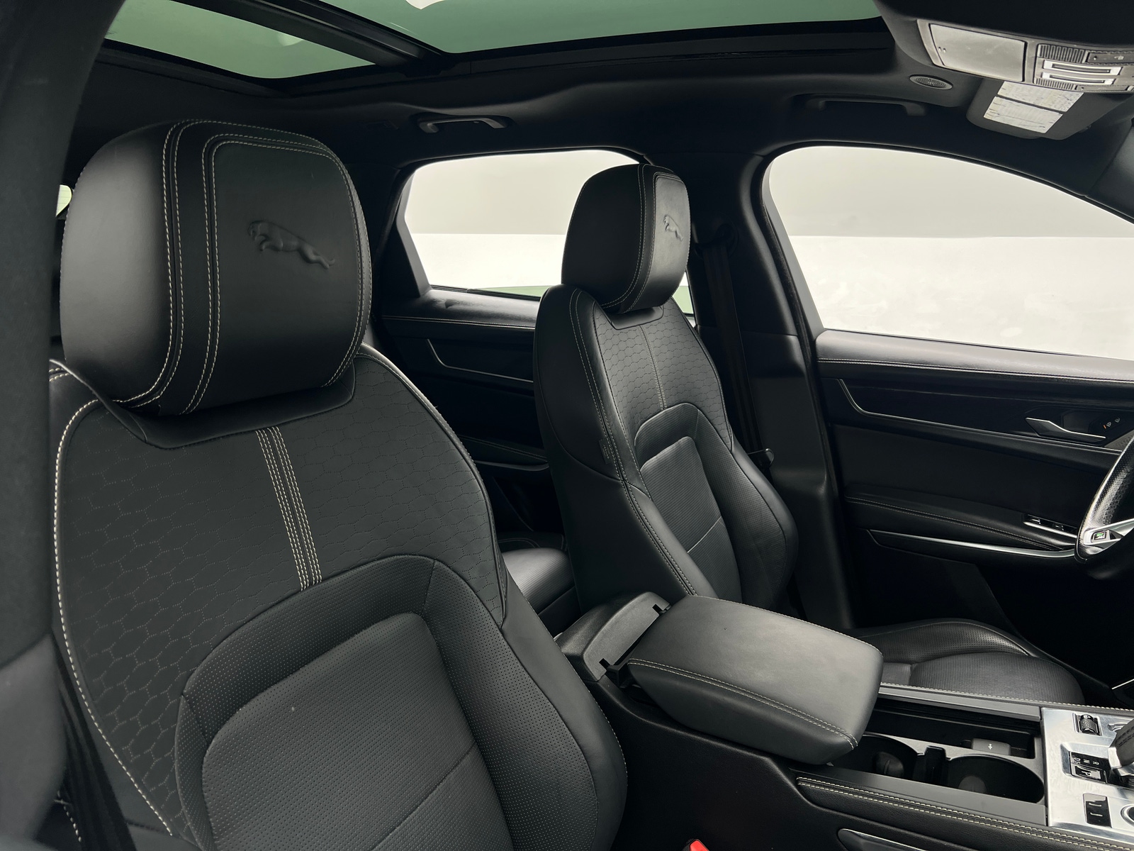 Thumbnail: 2021 Jaguar F-Pace - 2