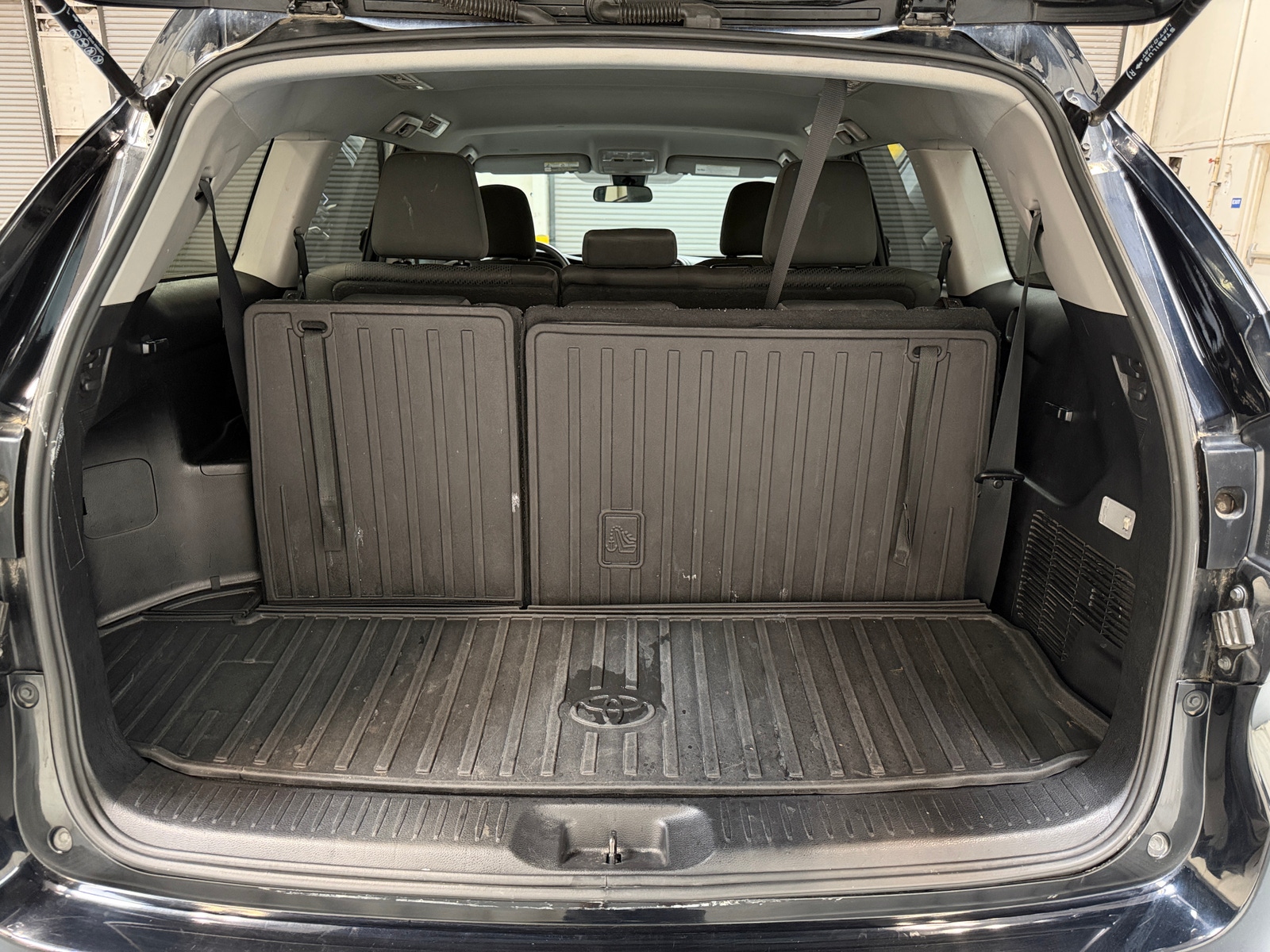 Thumbnail: 2019 Toyota Highlander - 7