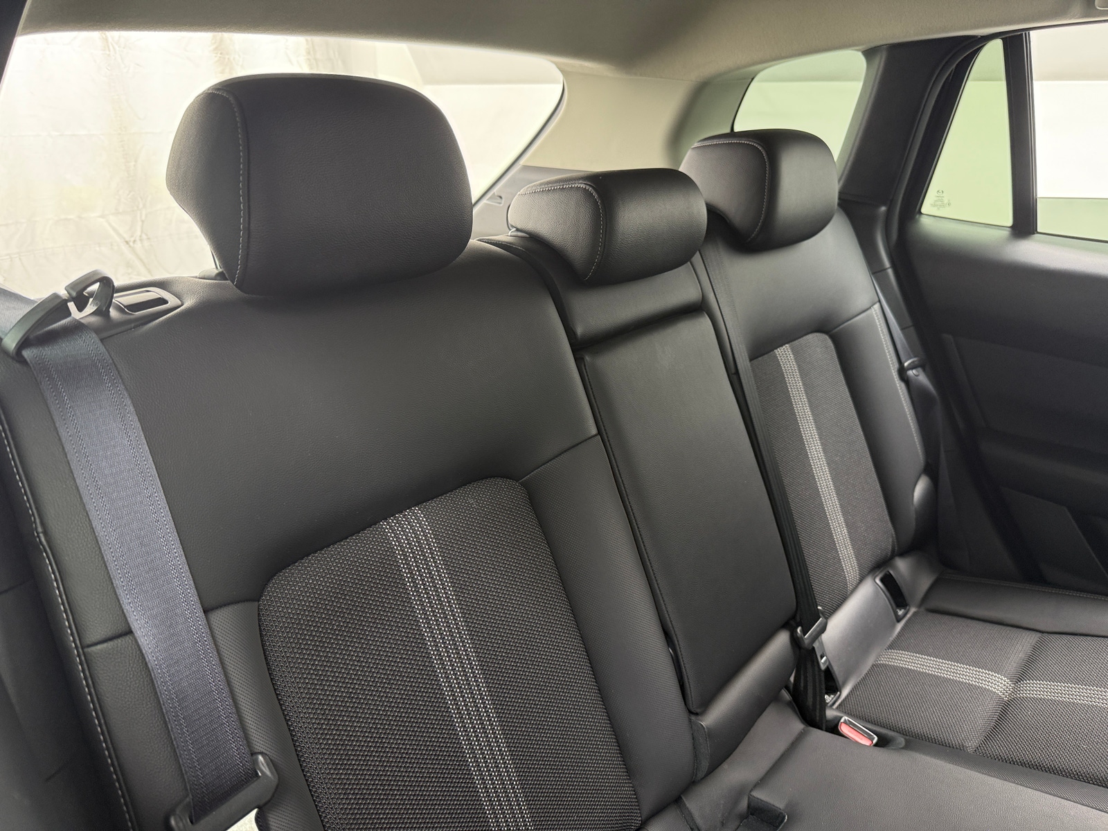 Thumbnail: 2025 Mazda CX-50 - 5