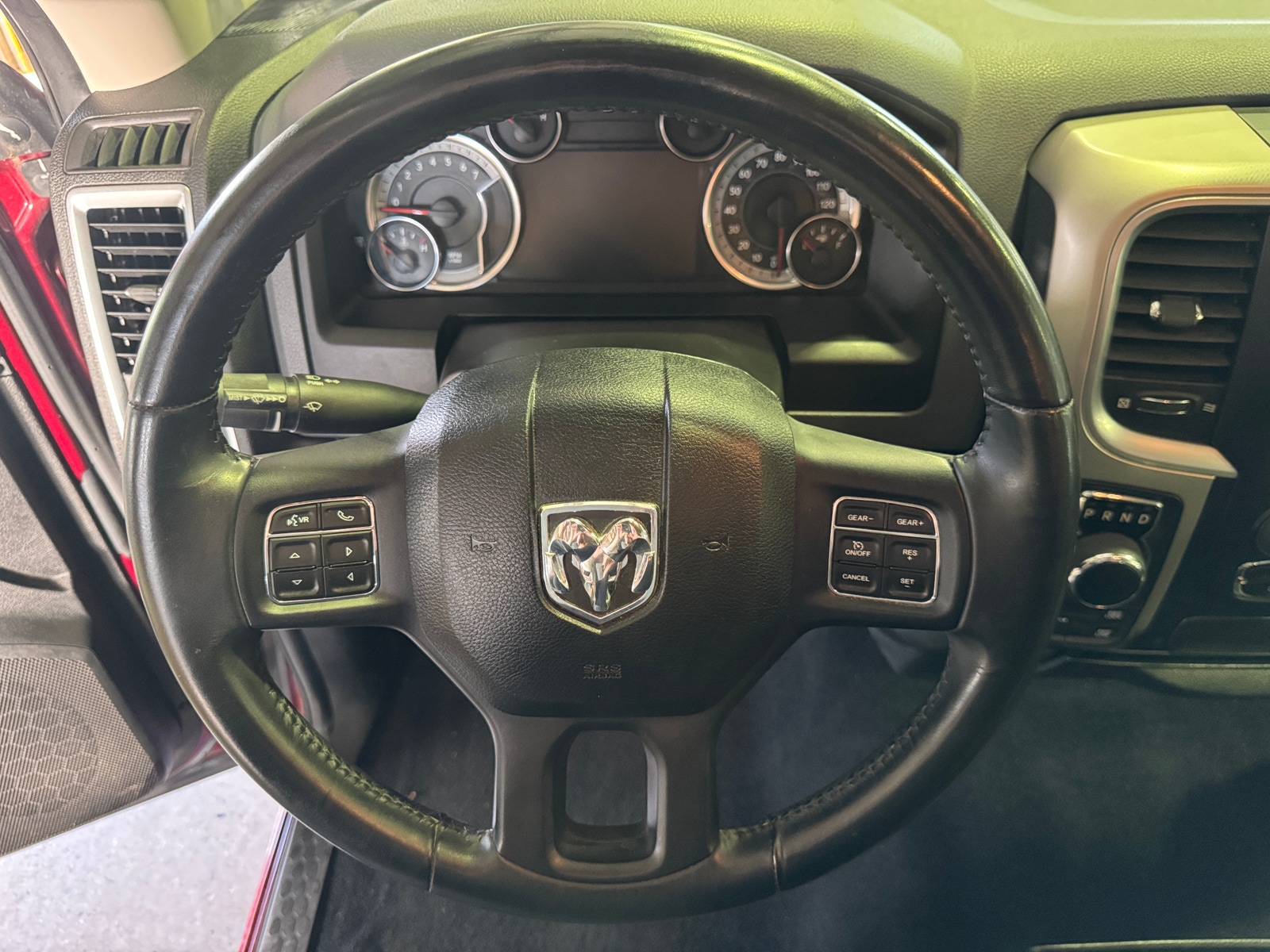 Thumbnail: 2019 RAM 1500 Classic - 5
