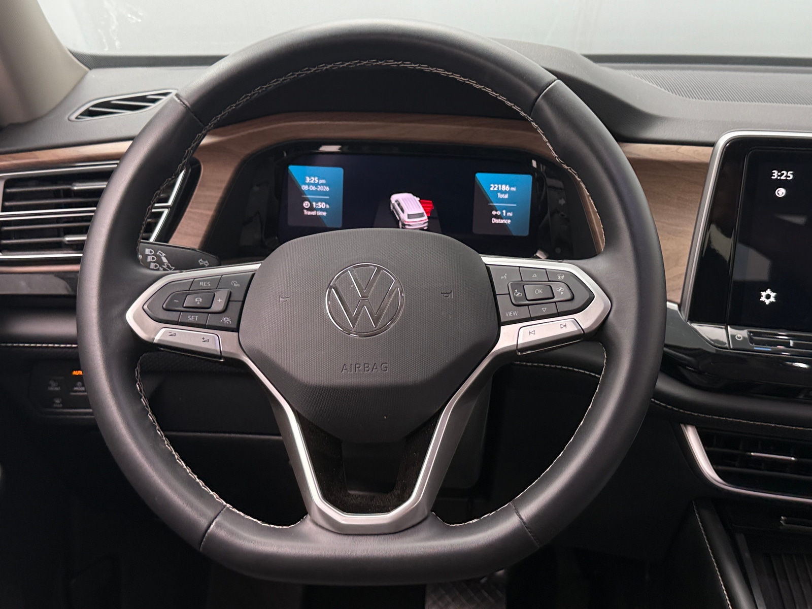 Thumbnail: 2026 Volkswagen Atlas - 4