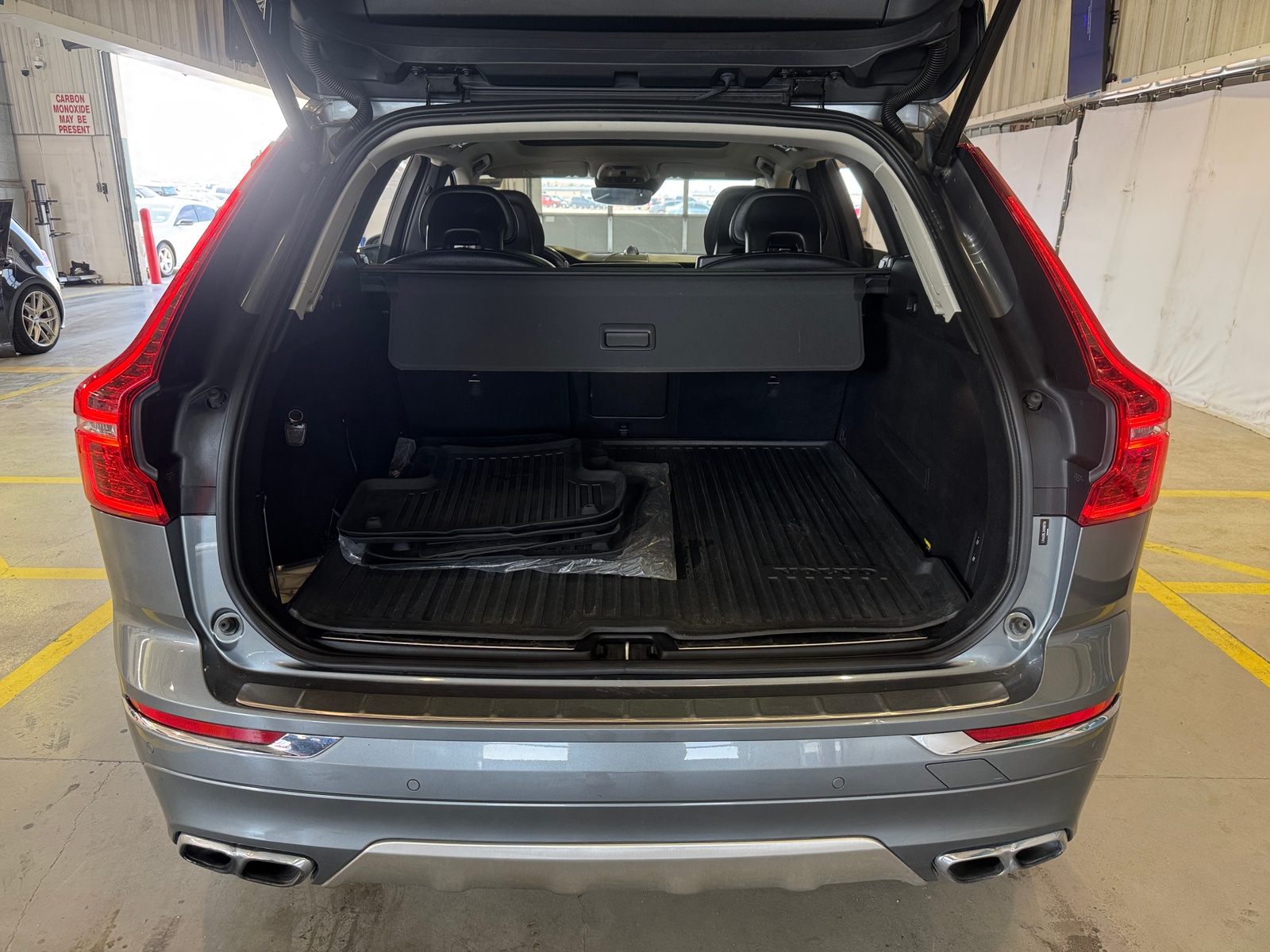 Thumbnail: 2019 Volvo XC60 - 6