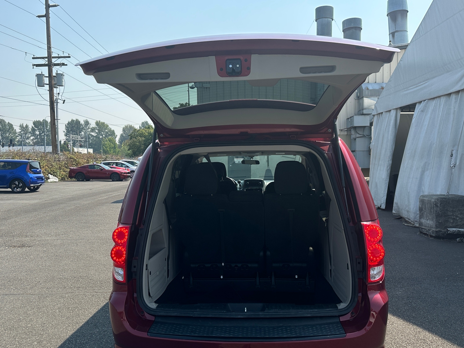 Thumbnail: 2015 Dodge Grand Caravan - 7