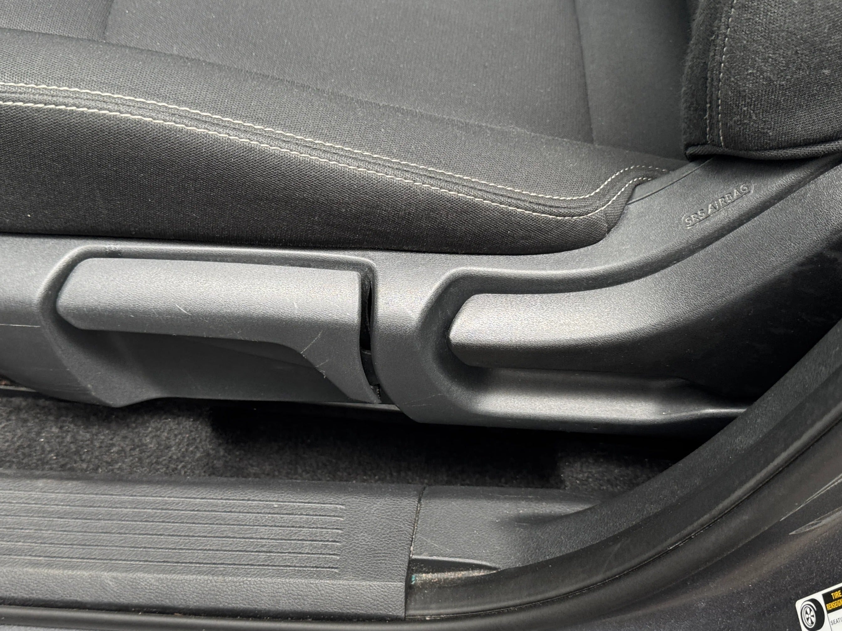 2024 Nissan Rogue S - Photo 2