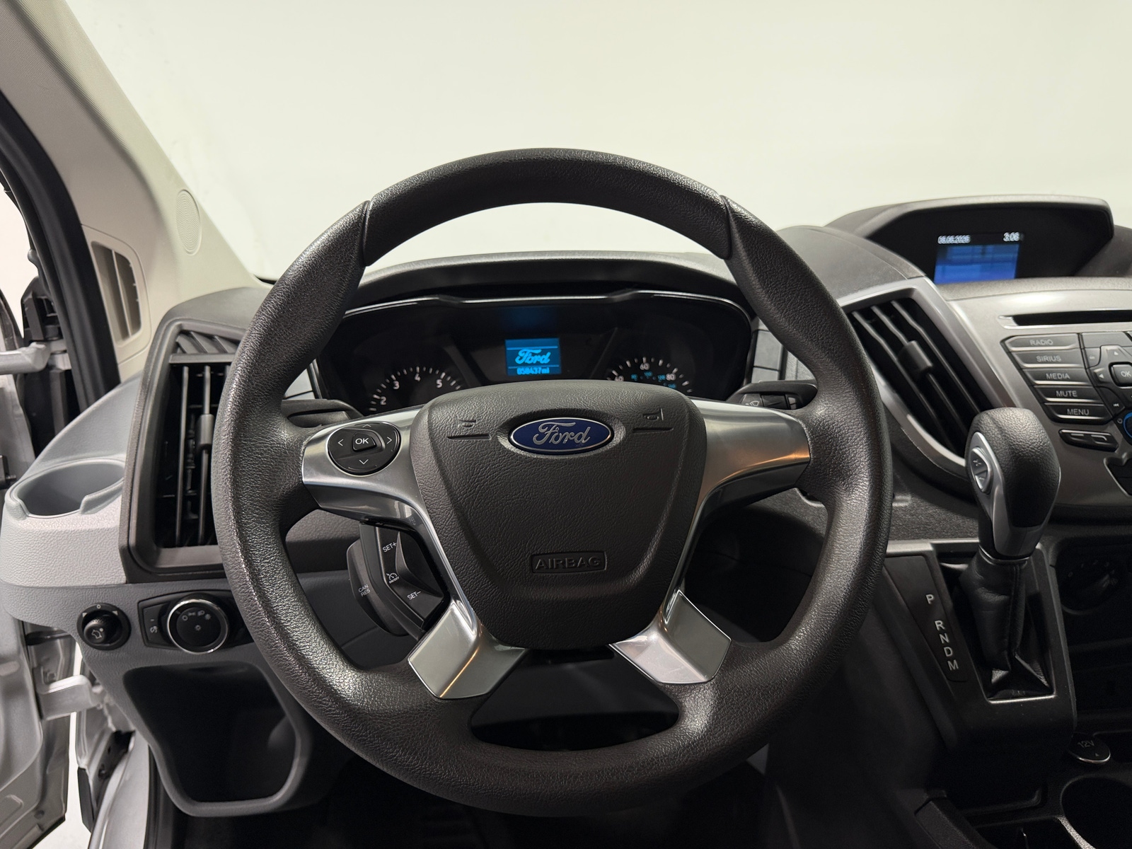 Thumbnail: 2015 Ford Transit Series - 5