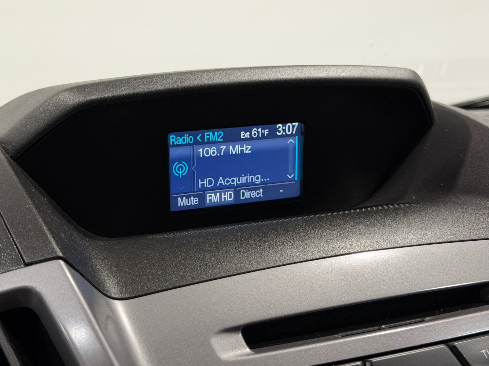 Thumbnail: 2015 Ford Transit Series - 4