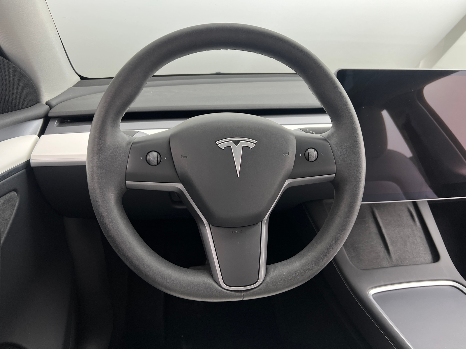 Thumbnail: 2023 Tesla Model Y - 4
