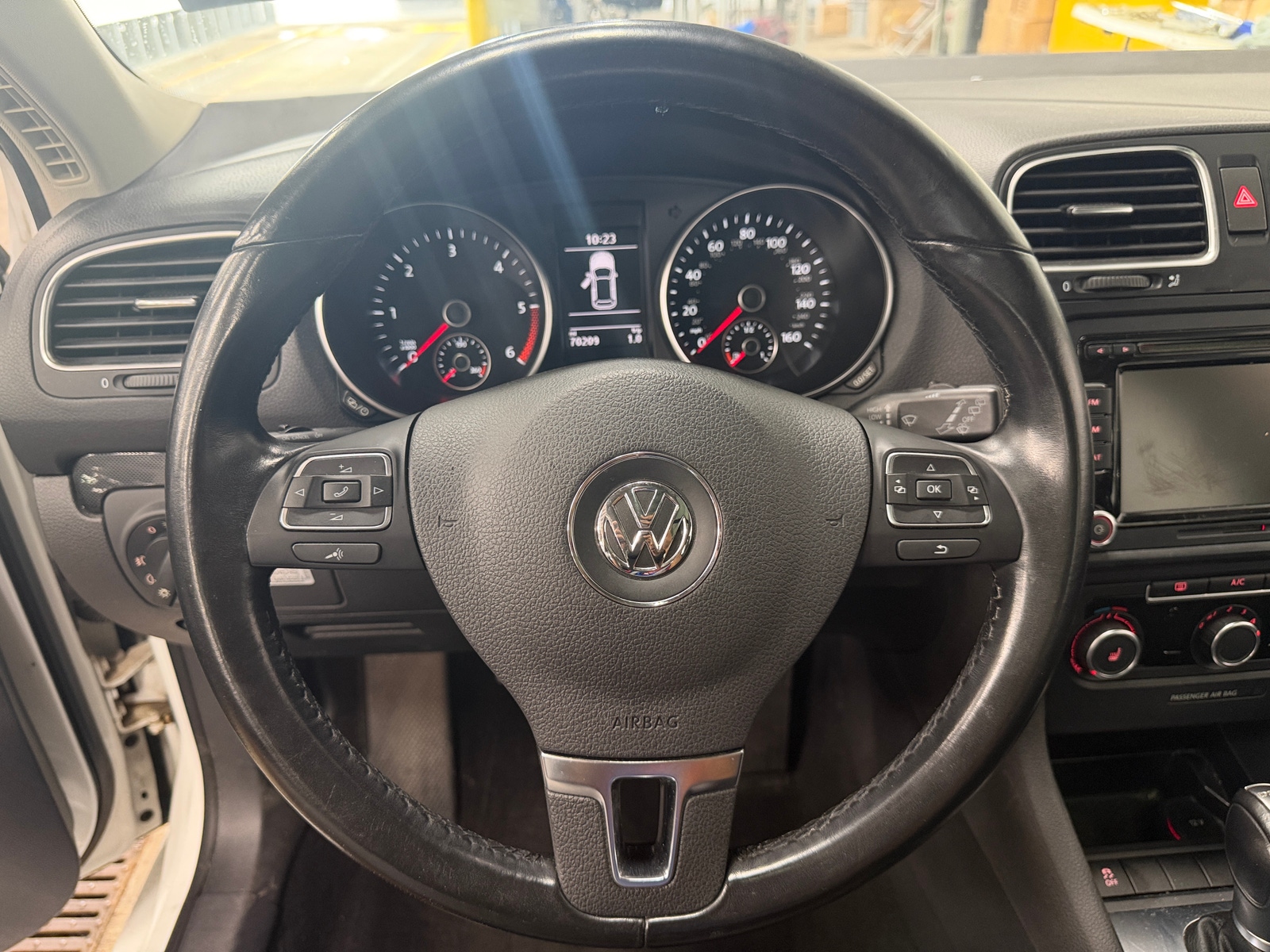 Thumbnail: 2014 Volkswagen Jetta - 4