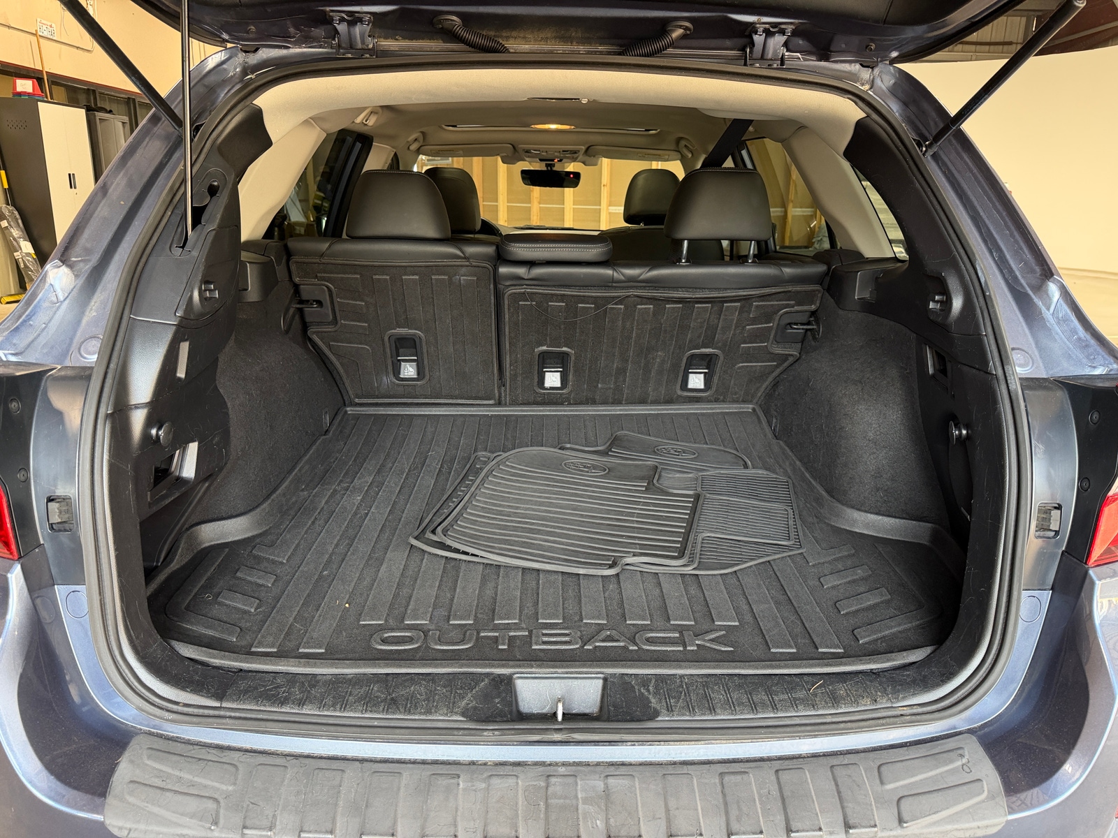 Thumbnail: 2017 Subaru Outback - 6