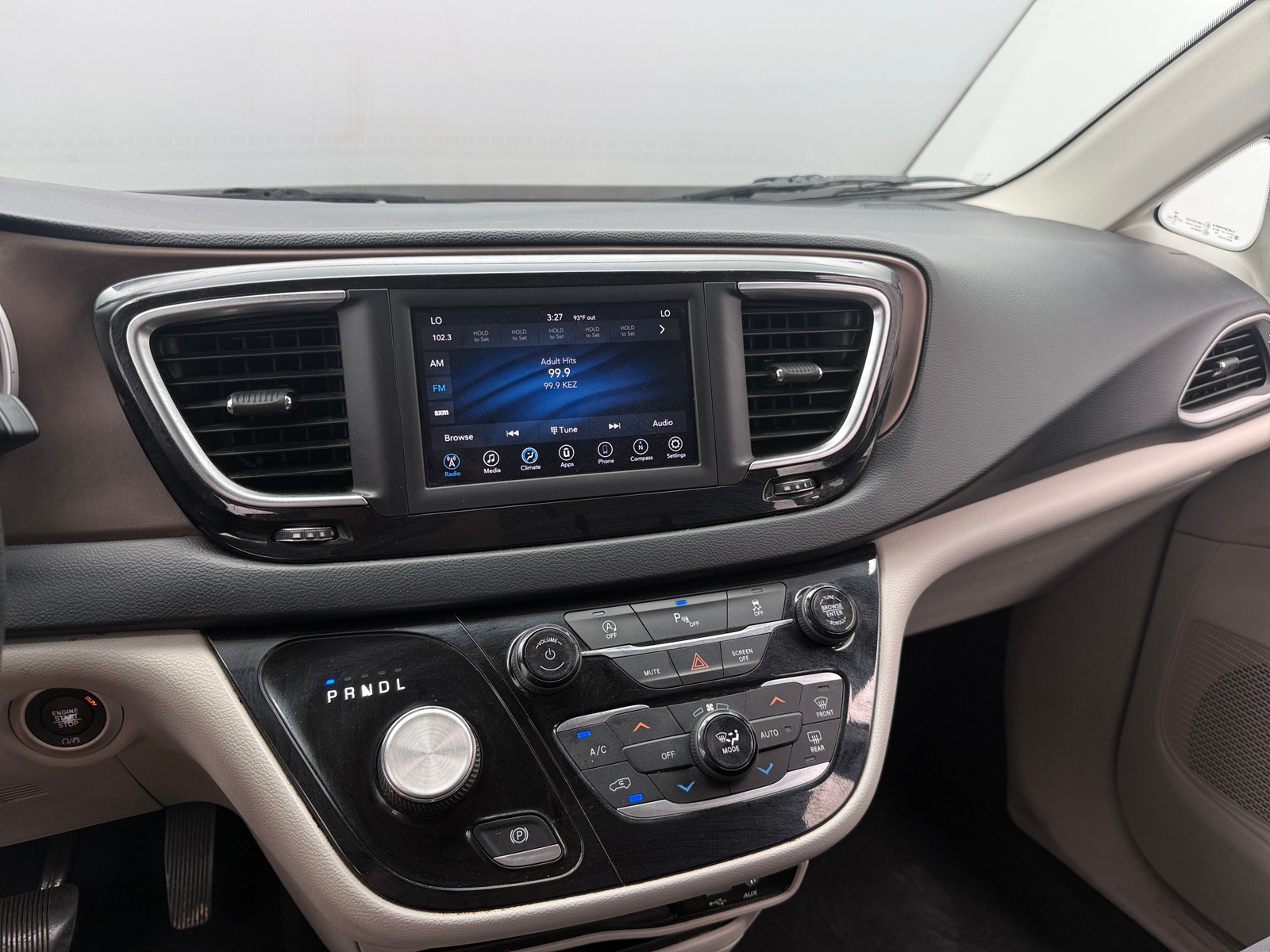 Thumbnail: 2019 Chrysler Pacifica - 4