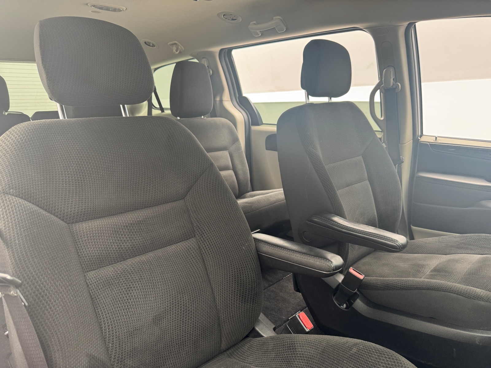Thumbnail: 2019 Dodge Grand Caravan - 2