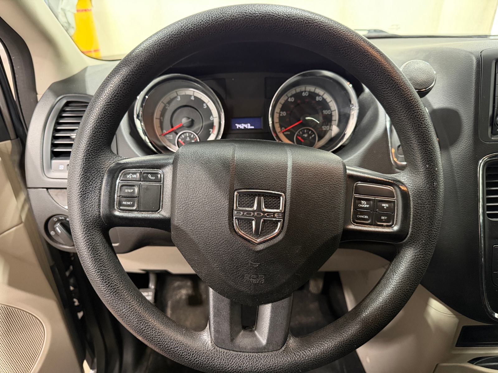 Thumbnail: 2019 Dodge Grand Caravan - 5