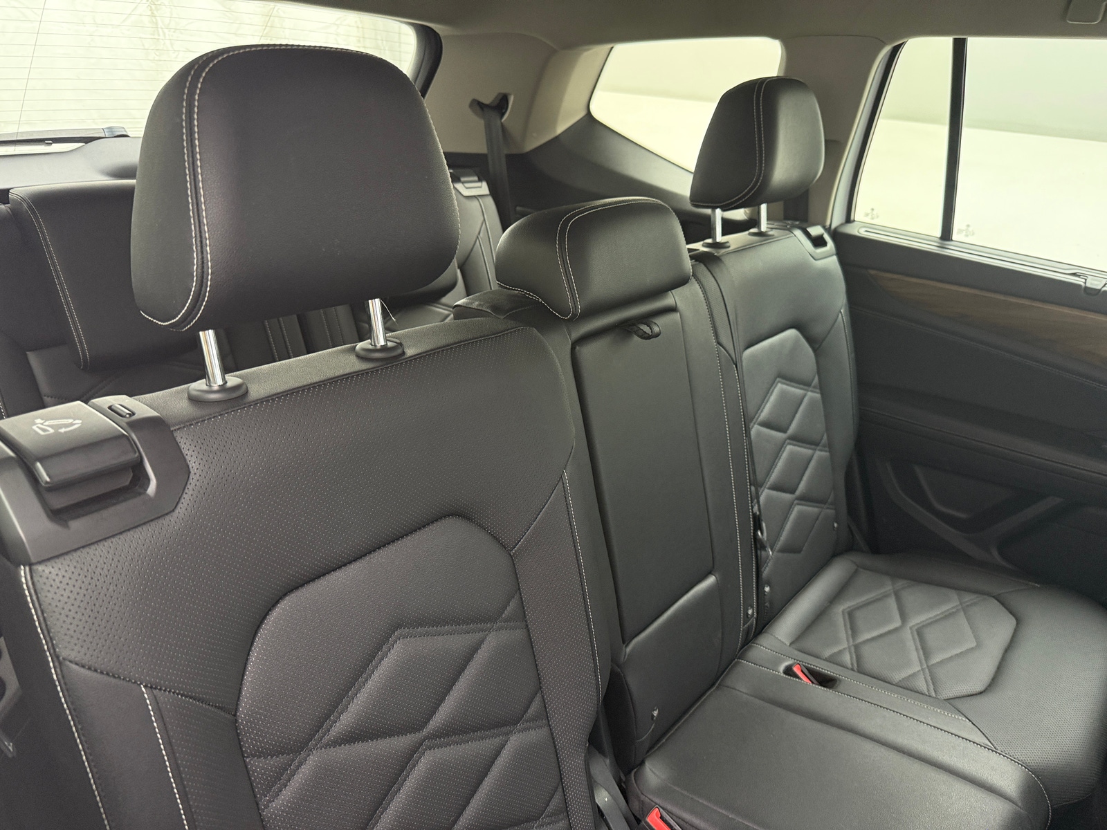 Thumbnail: 2025 Volkswagen Atlas - 5