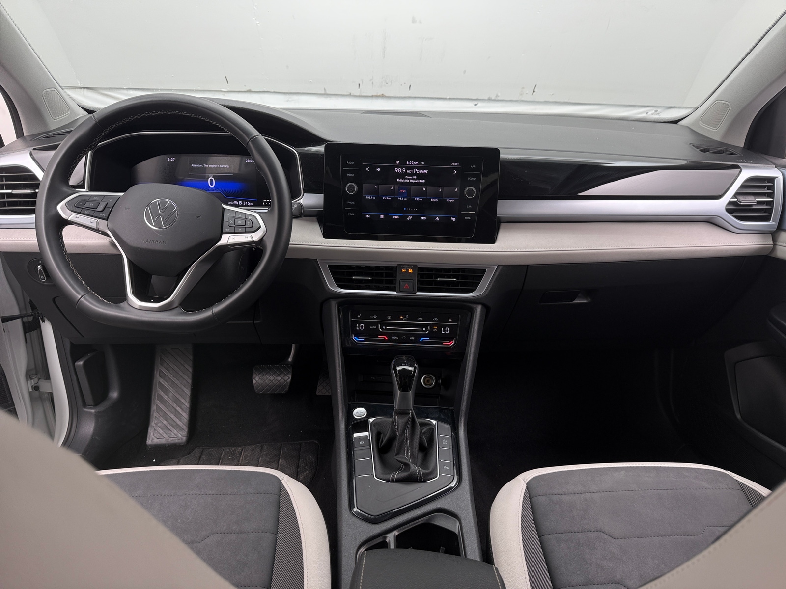 Thumbnail: 2025 Volkswagen Taos - 3
