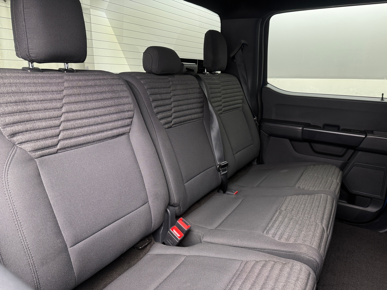 Thumbnail: 2021 Ford Econoline - 6