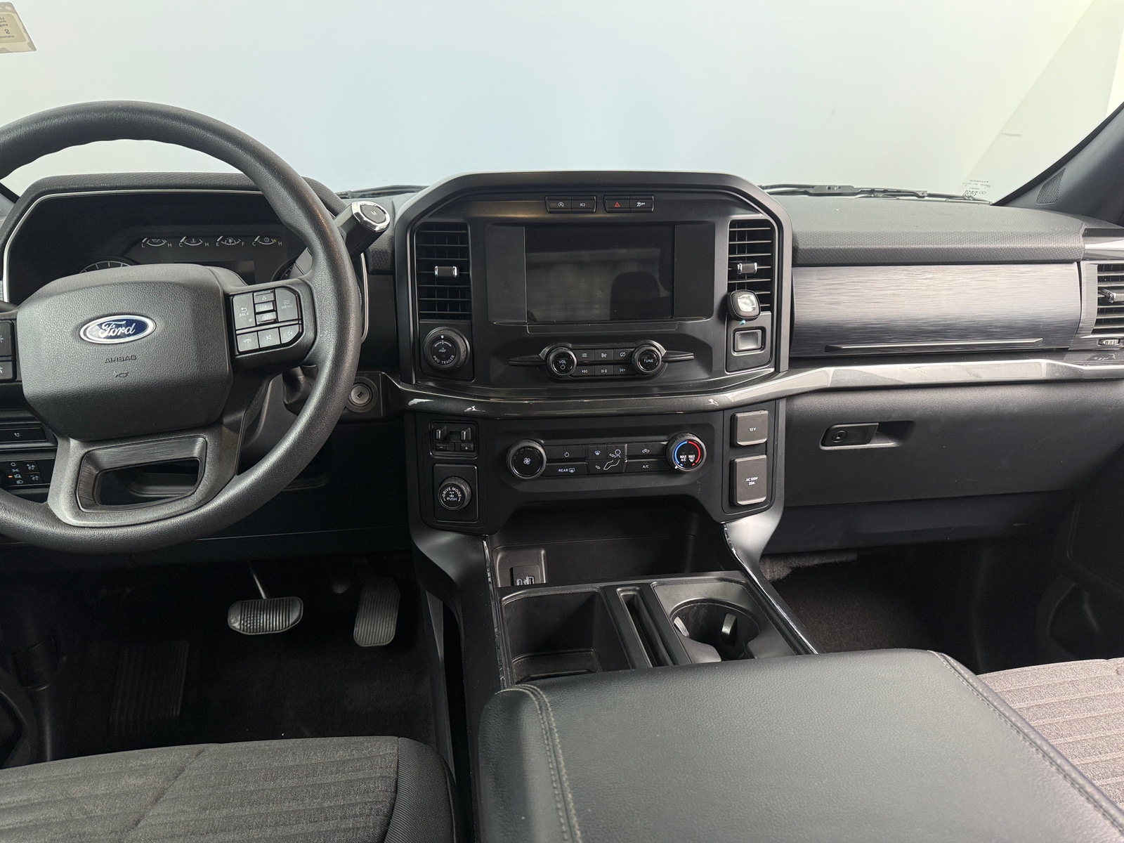 Thumbnail: 2021 Ford Econoline - 3