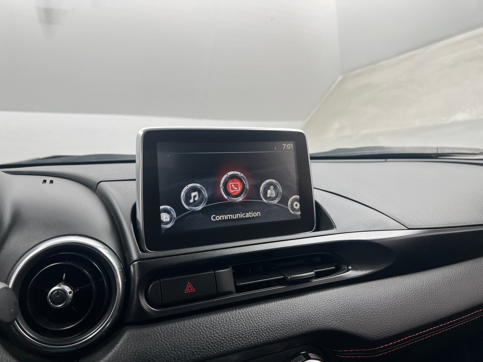 Thumbnail: 2017 Fiat 124 Spider - 2