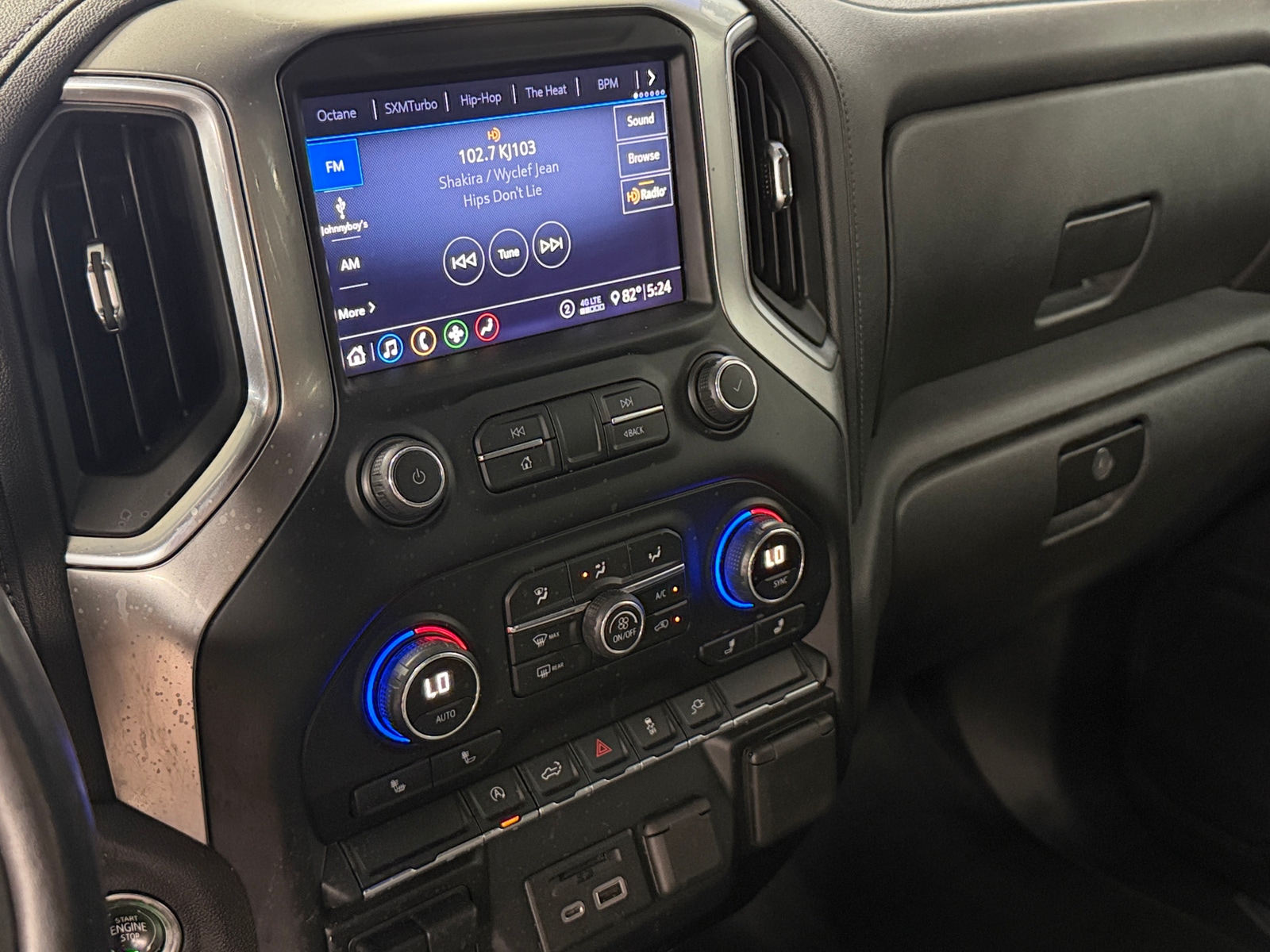 Thumbnail: 2020 Chevrolet Silverado 1500 - 4