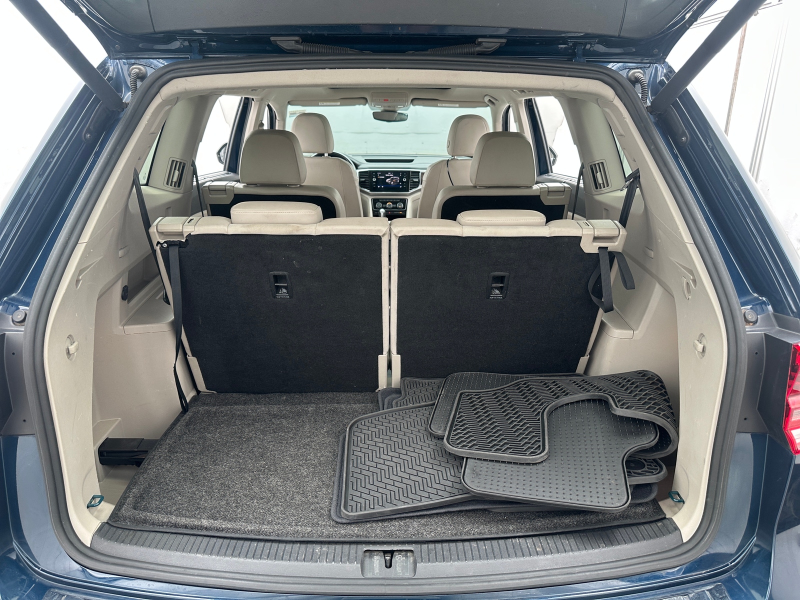 Thumbnail: 2019 Volkswagen Atlas - 6