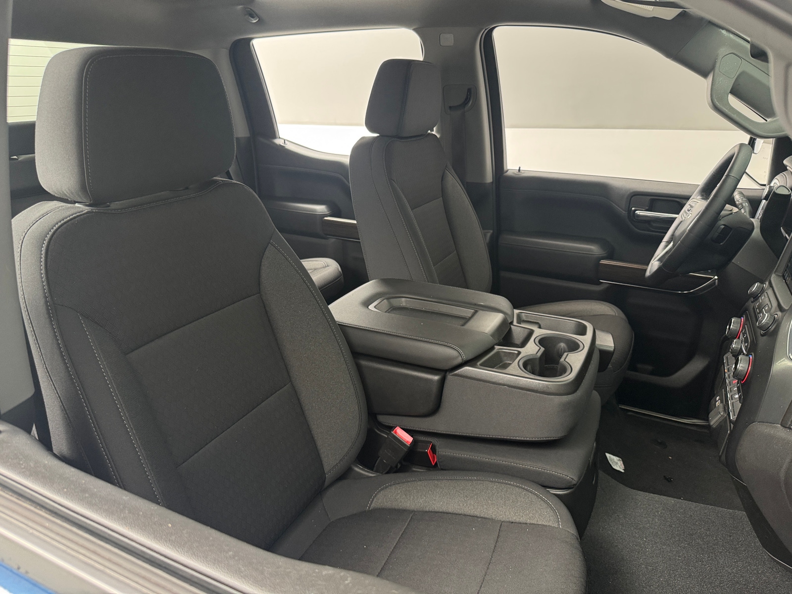 Thumbnail: 2021 Chevrolet Silverado 1500 - 2
