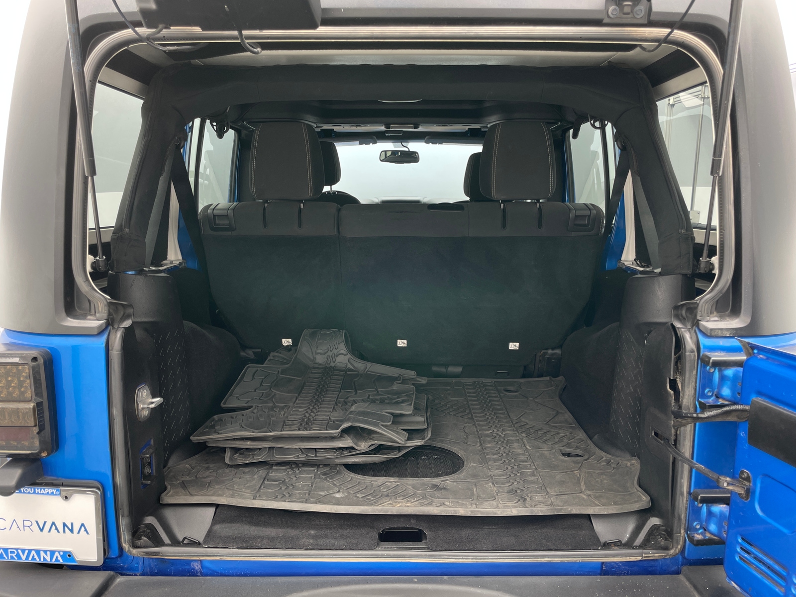 Thumbnail: 2015 Jeep Wrangler - 7