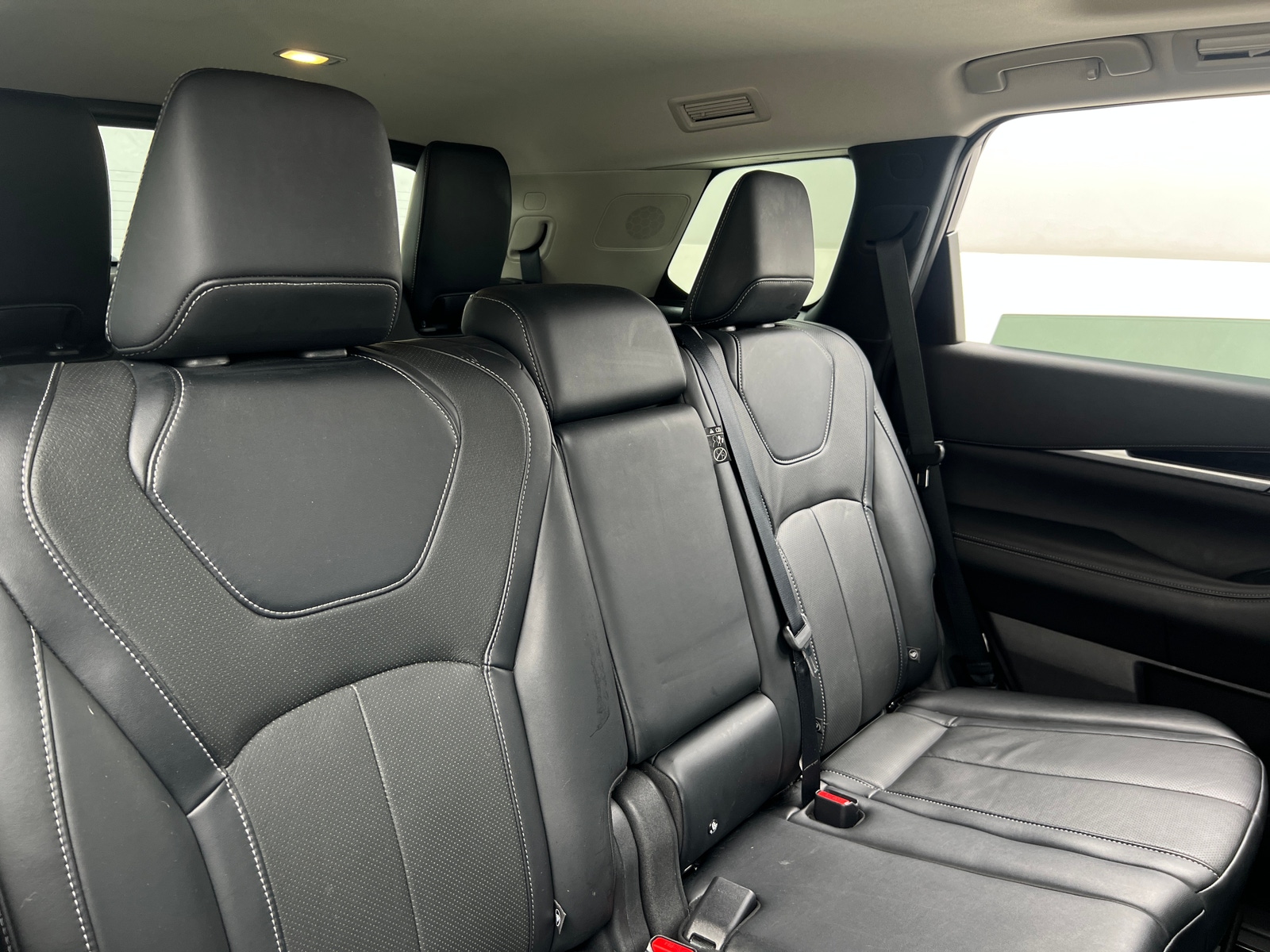Thumbnail: 2023 INFINITI QX60 - 5