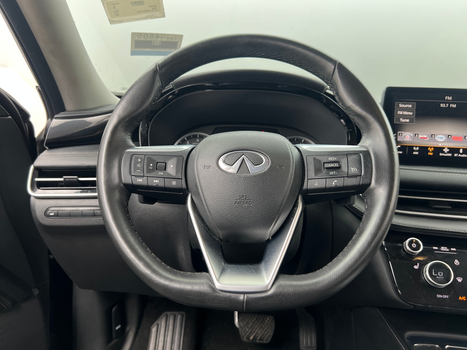 Thumbnail: 2023 INFINITI QX60 - 4