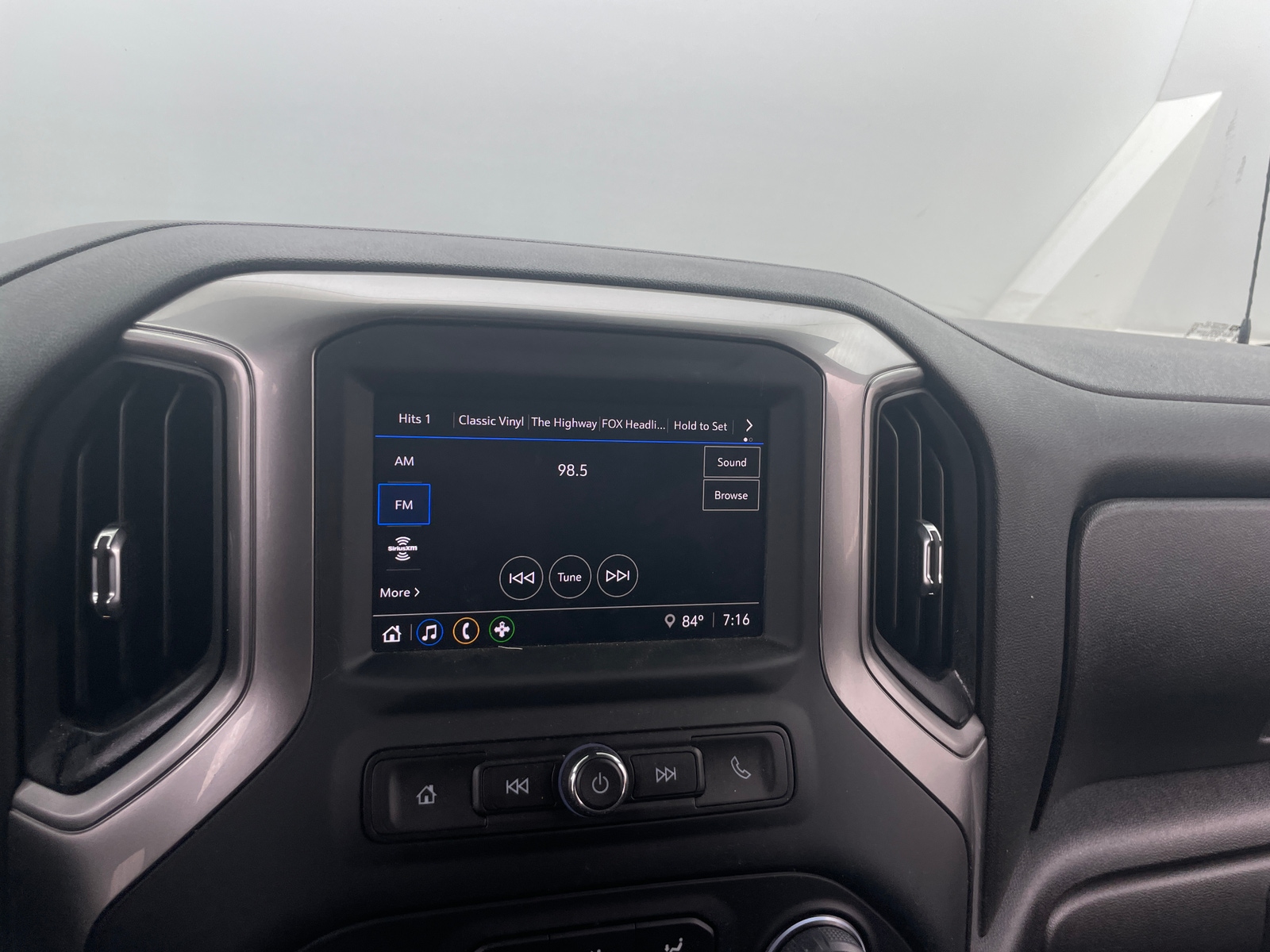 Thumbnail: 2024 Chevrolet Silverado 1500 - 4